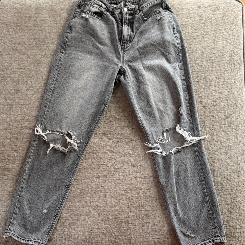 American Eagle Womens Distressed Gray Women Jeans size‎ 6